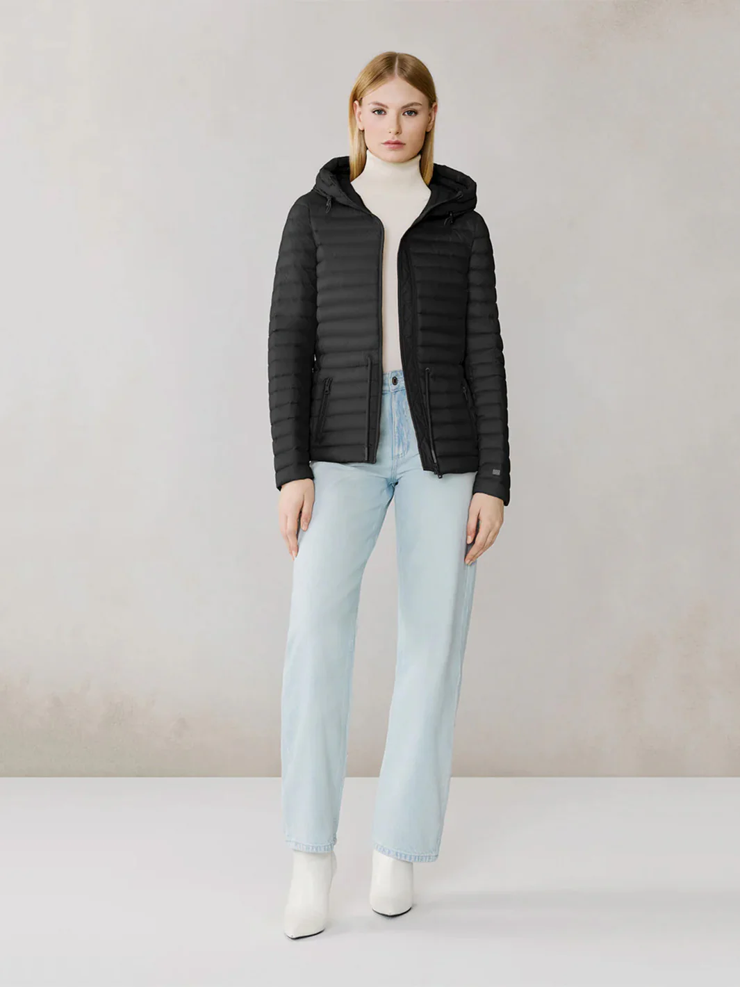 Ayleen Packable Down Cinch-Waist Jacket in Black