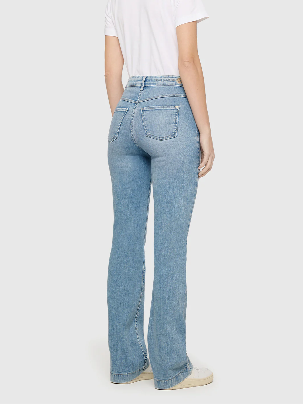 Dream Bootcut Jean in Summer Blue Cloud Wash - Image 3