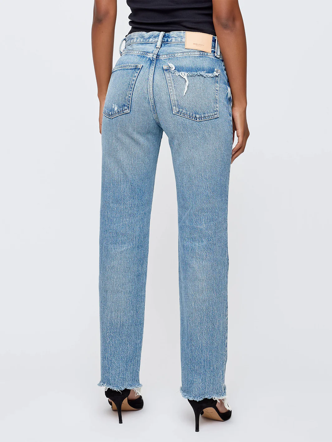 Sebring Straight Jean in Light Blue - Image 4